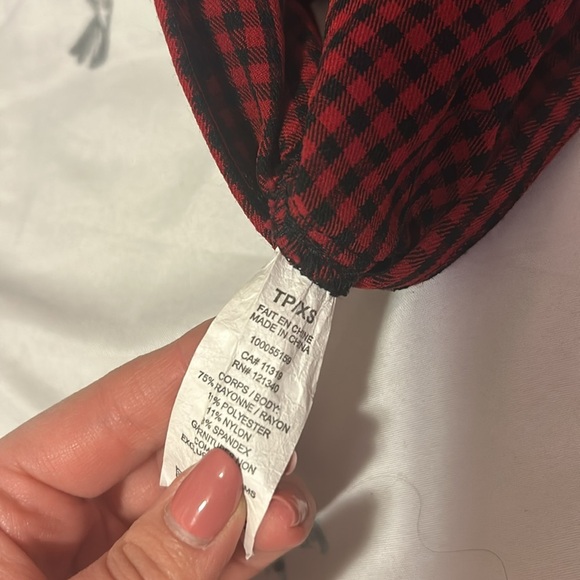 GARAGE RED BLACK CHECKEDBOARD PLAID STYLE CROPPED BRA TANK TOP - Picture 2 of 5